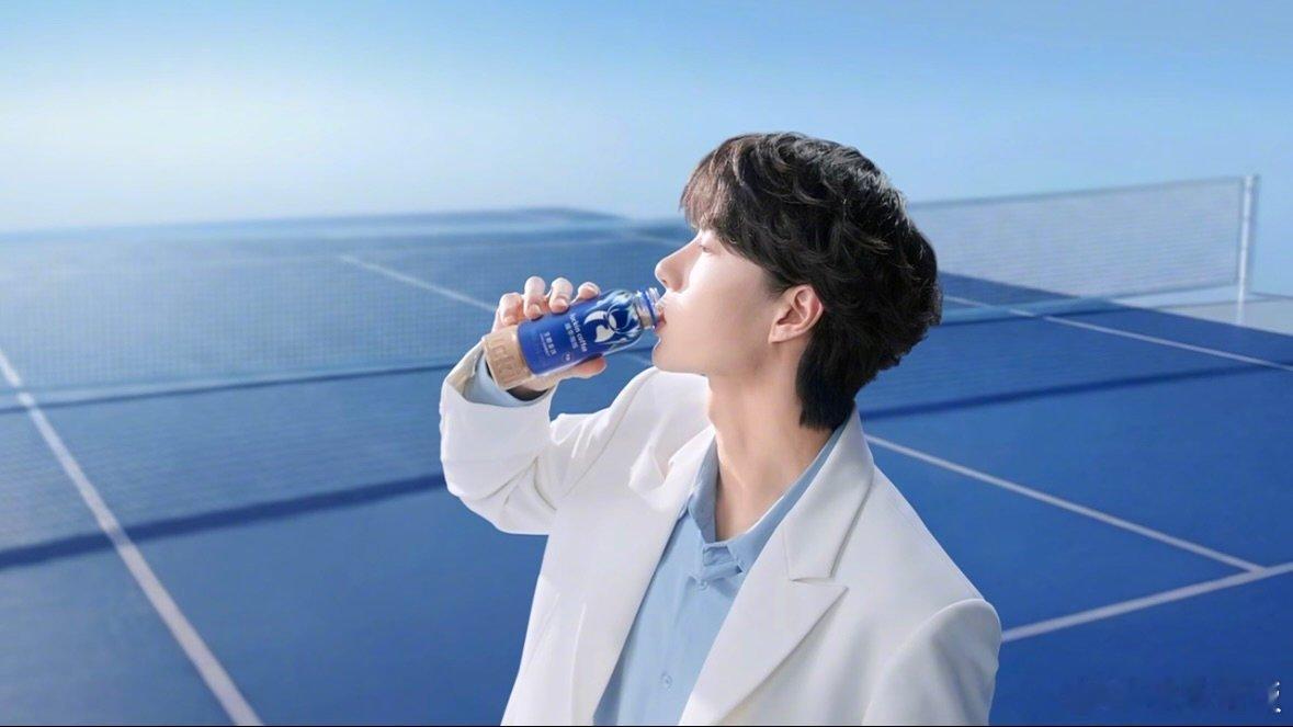 一博一拧一口一瓶  “这是一瓶，这是一拧，这是一口，这是一放，这是一博，喜欢的。