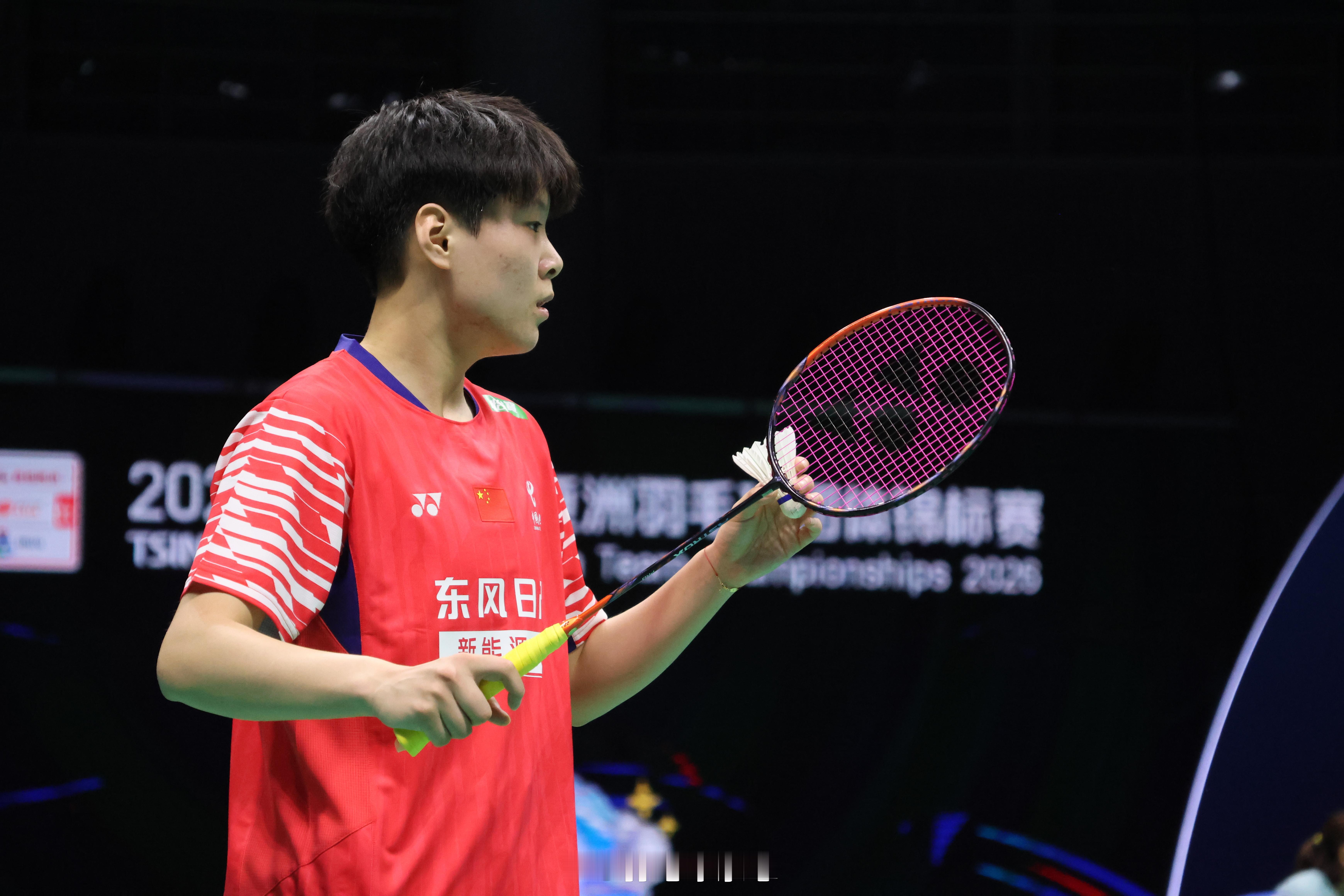 徐文婧以2比0赢下二单这一分，国羽女团3比0提前获胜，锁定小组第一，晋级八强。世