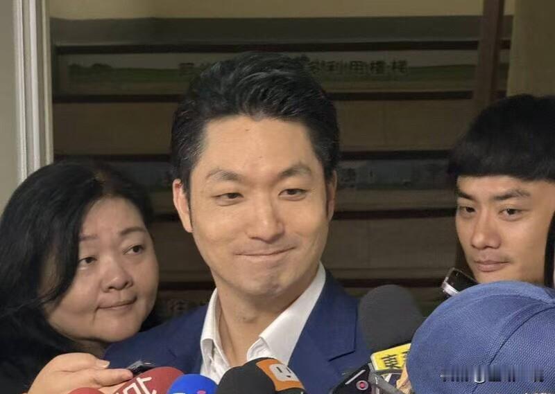 沈伯洋喊停办双城论坛 蒋万安反击：要完全封杀两岸？

针对绿委沈伯洋昨叫嚣停办双