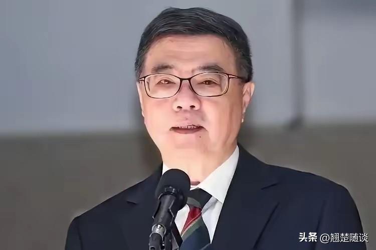 台"行政院长"卓荣泰正式宣布，

6月12日，卓荣泰公开说，行政院正在弄一个方案