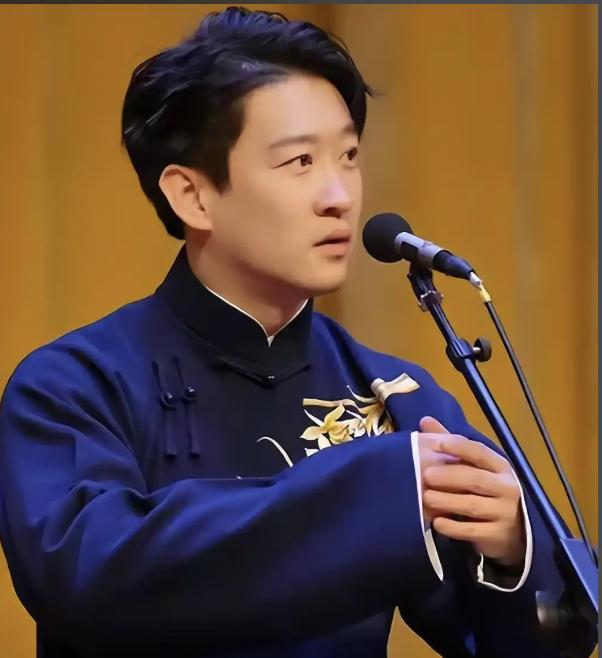 天津著名主播海会长怒斥曹云金:你师父出事了，你带头砸他

海会长这通邪火发得痛快