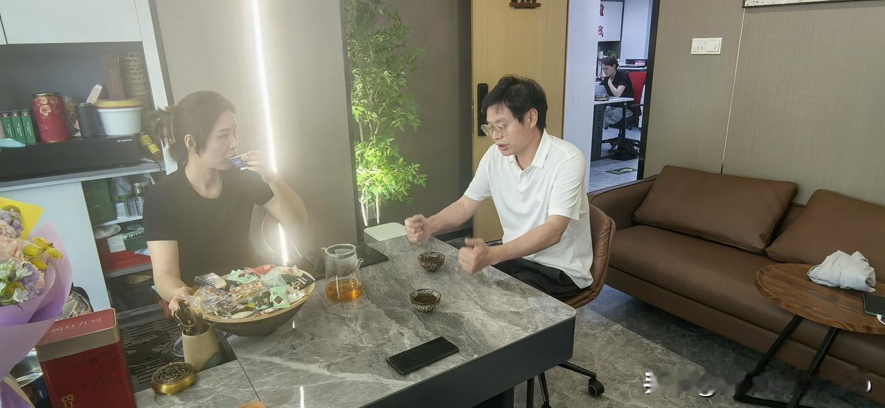 冷记渝味创始人冷姐采访交流