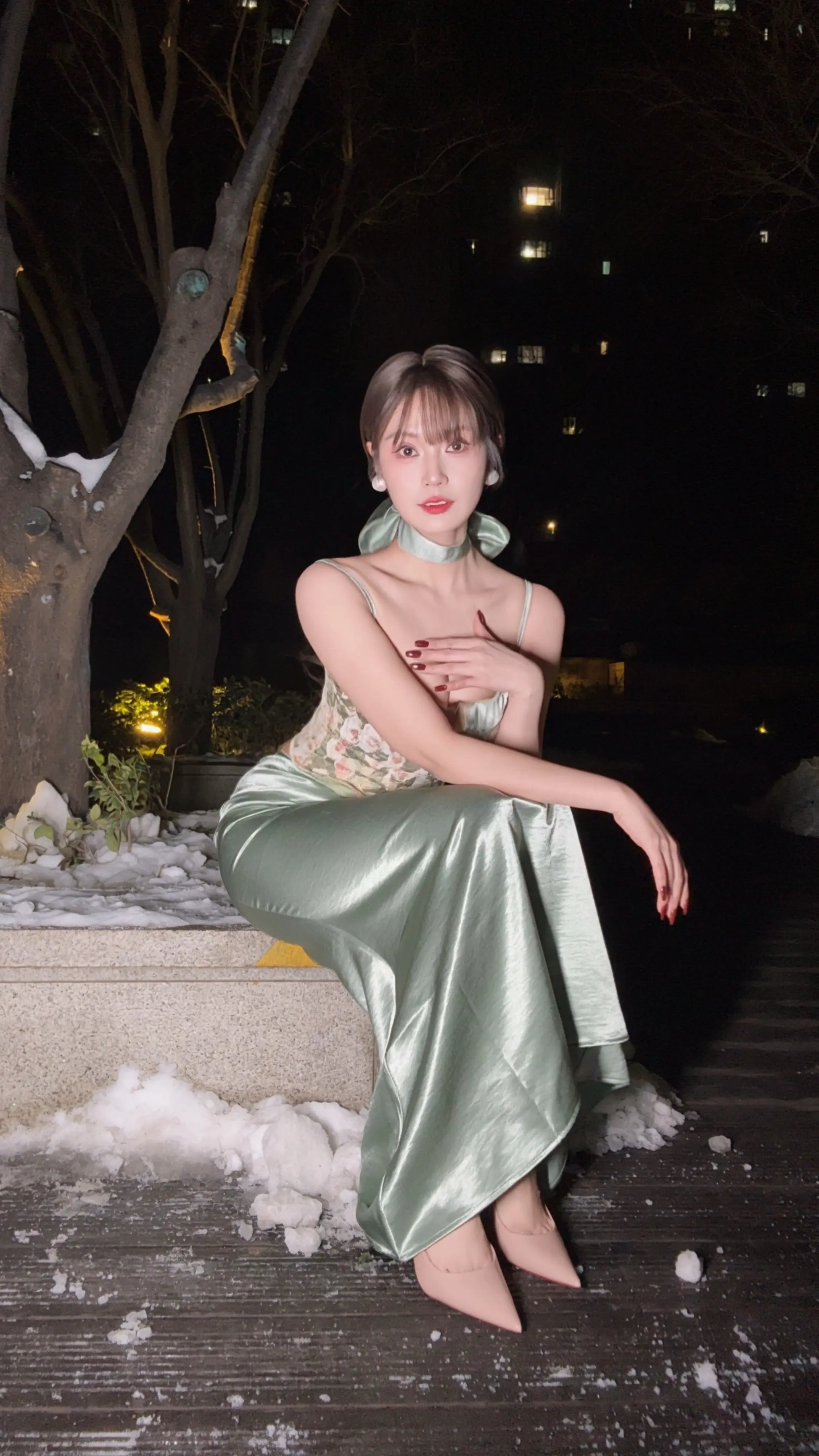 风情不是刻意撩 是你嘴角扬起的那抹轻挑