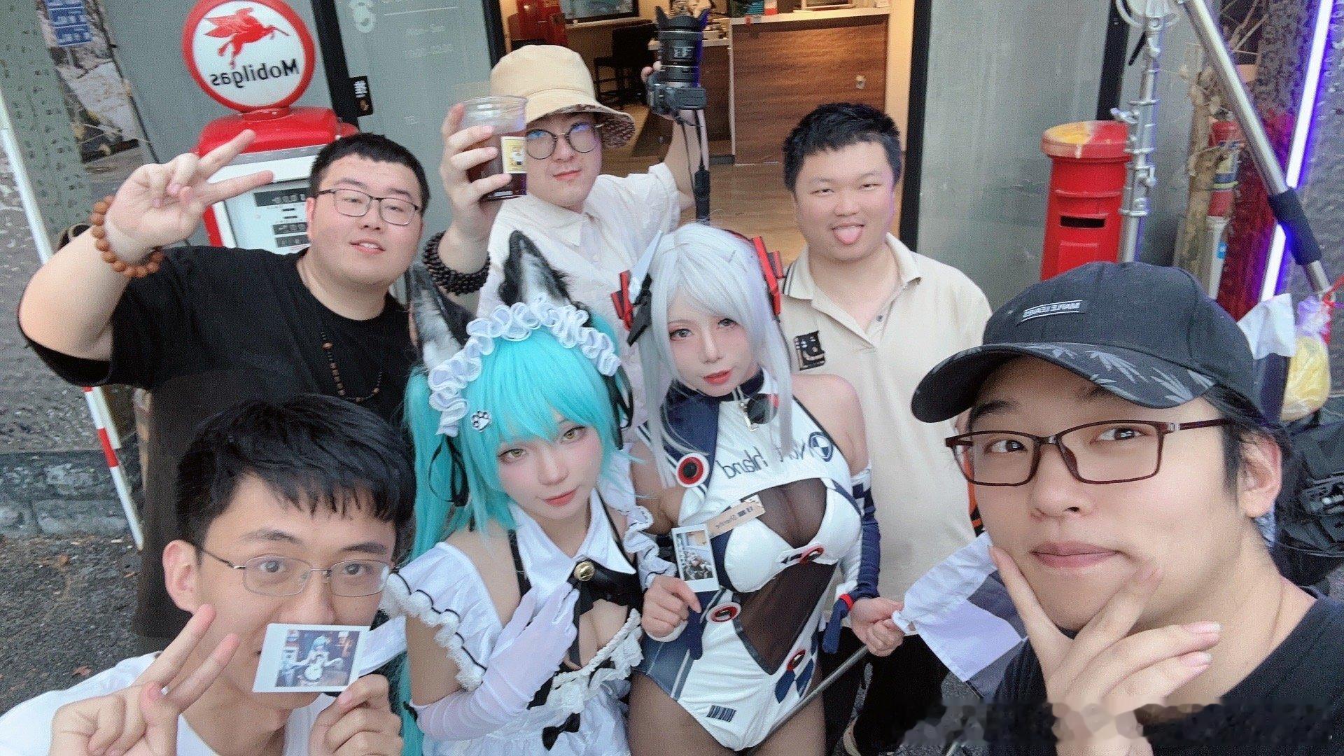 #cosplay[超话]# 昨天下午的大集邮. 这个FUTA*背水的 30天期间