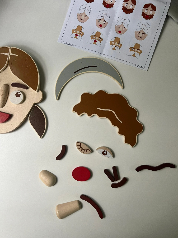 奇怪又可爱的情绪拼图👀👃👧🏻可以培养宝宝动手能力，学习通过观察不同表情，