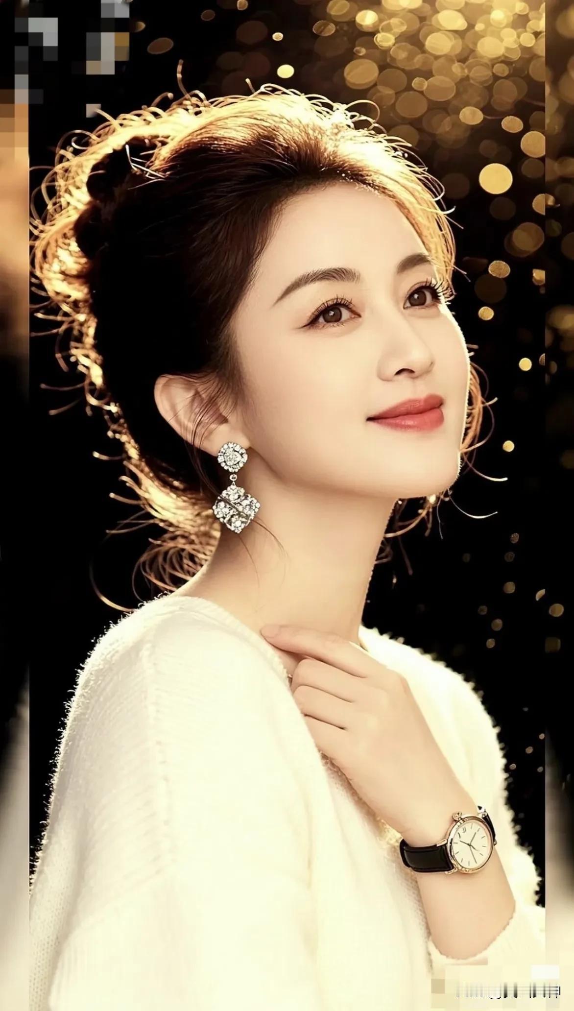 全网求神对！这上联意境太绝，一般人真不敢轻易下笔！
天地有大美而不言，山水藏深情