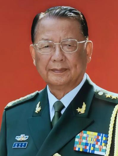 90年代，总后勤部长赵南起到兰州军区视察，一位军区领导说机关搬迁，要盖办公大楼，