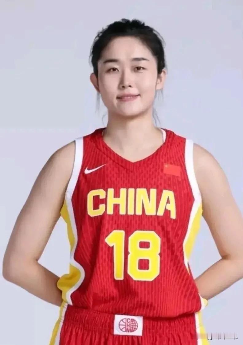 潘臻琦两场热身赛得8分！落选巴黎奥运会12人大名单不意外！亚洲杯赛也恐难留人！