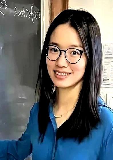 韦东奕这次听课，同行都没想到他会拿出自己一直用的笔记本，而不是像以往那样用自己特