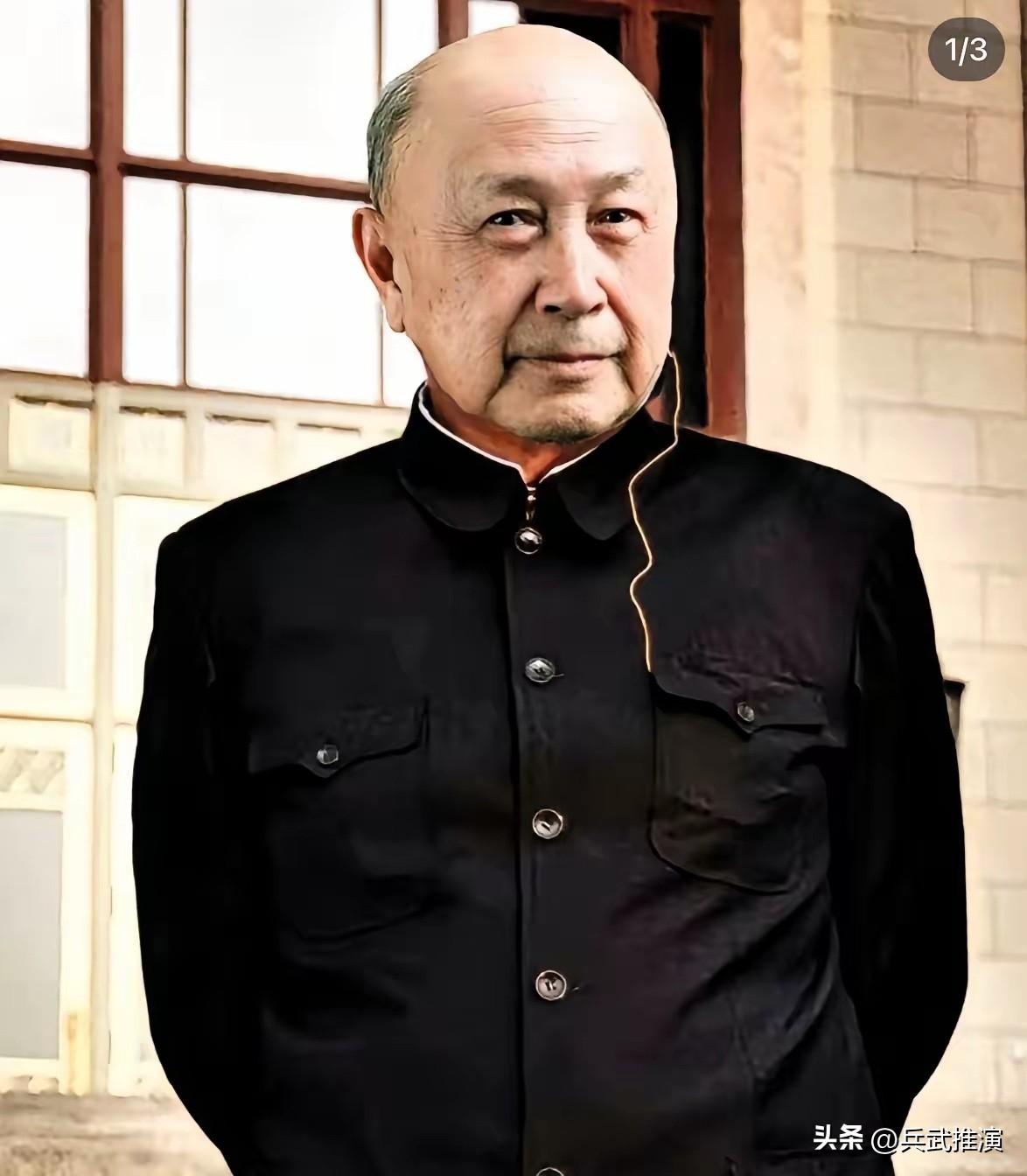 这两天，哈梅内伊离世的消息满天飞

越看国际上的事，越觉得钱学森先生说得太对了。