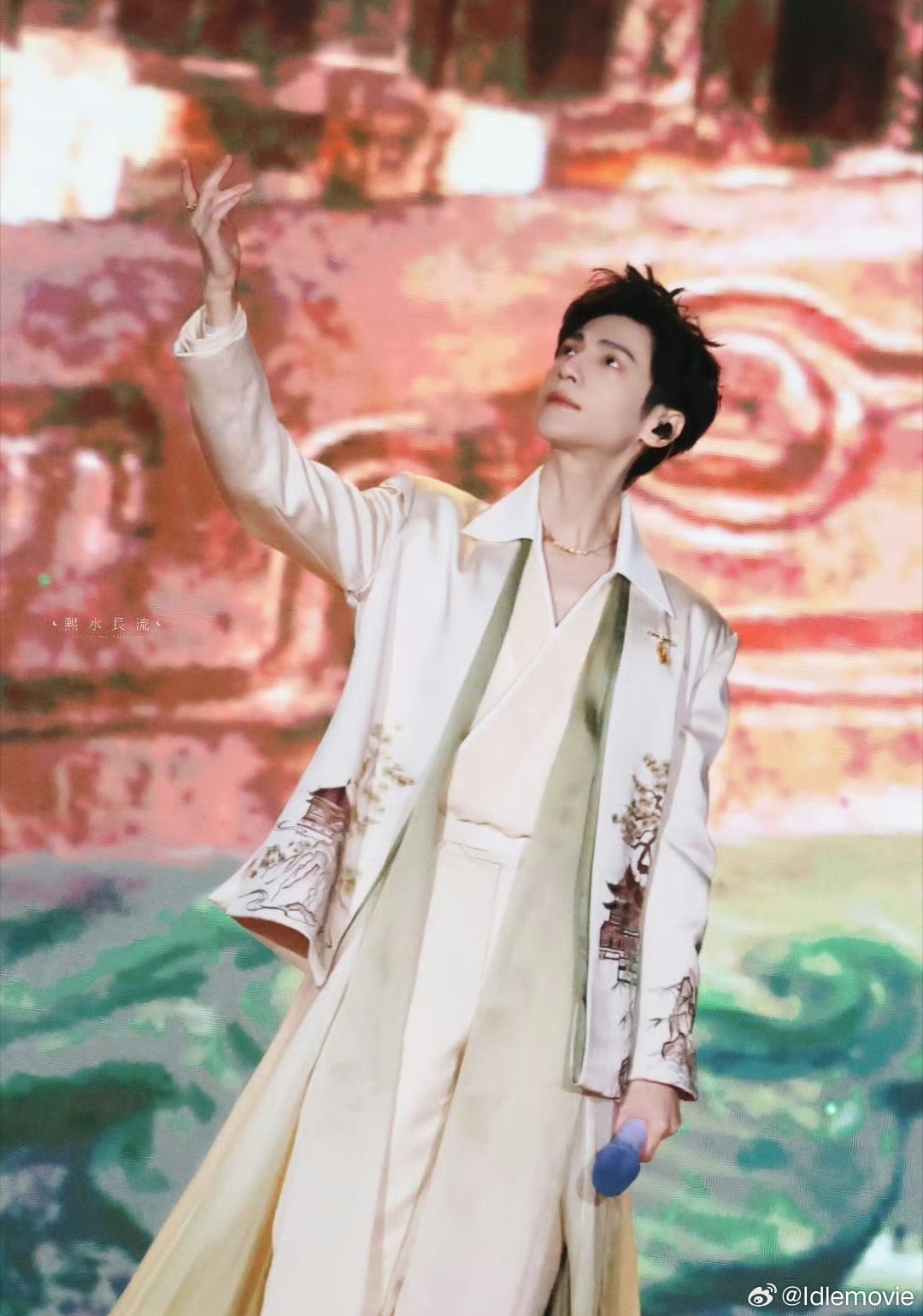 被官方肯定的罗云熙就是这么权威，壁上观再次被热议又让大家看到了罗云熙个人即IP的