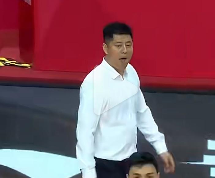 巨大压力下潘江终于未能控制住情绪波动，指责、辱骂临场裁判终被追加处罚停赛3场、罚