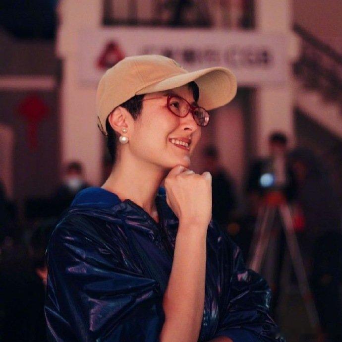 歌手直播张泉灵去了歌手现场 谁狠狠震惊了！张泉灵现身歌手直播现场，期待她现场感受