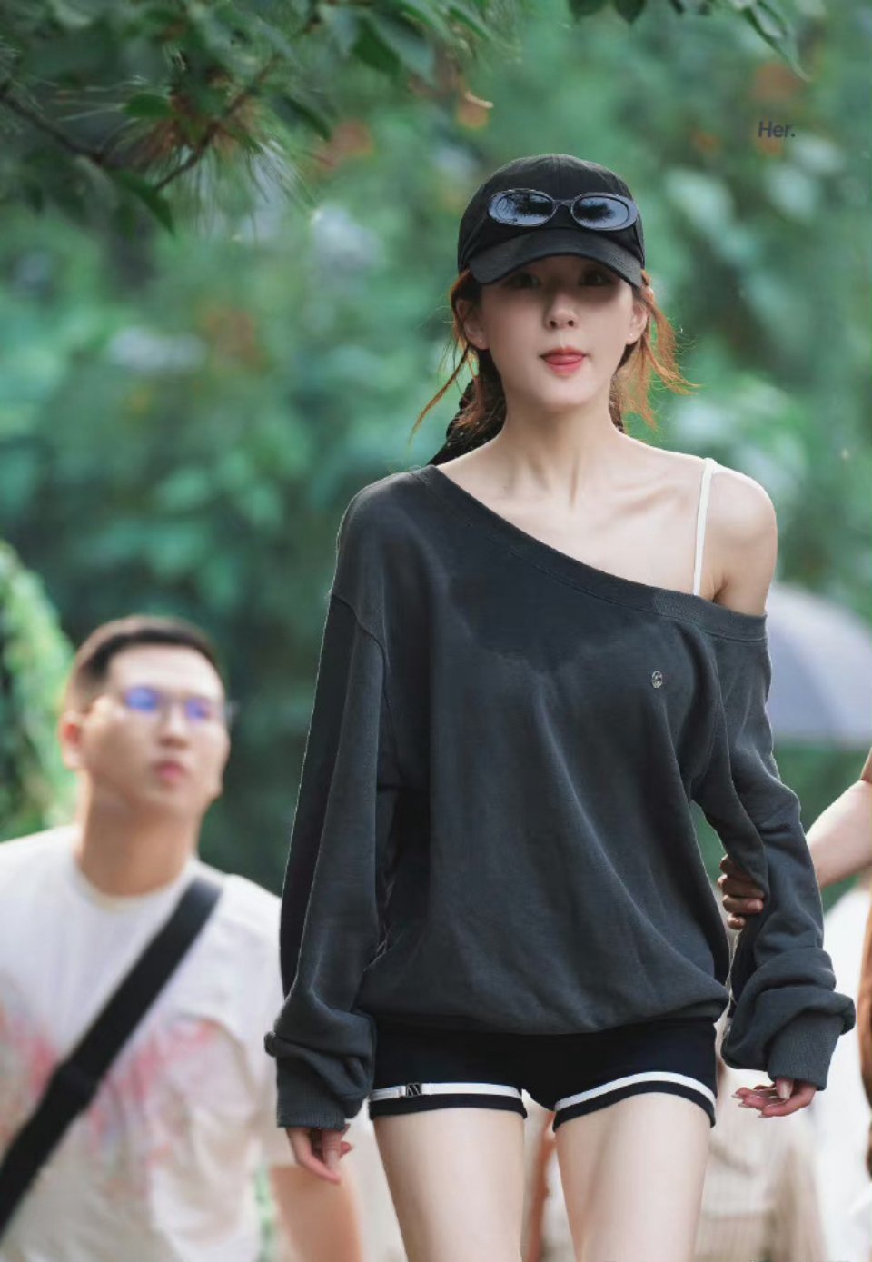 赵露思还是懂流量密码的…… ​​​