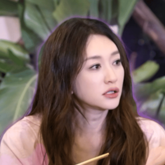 李小冉问你们会恶剪我吗 收获“综艺圣体”的认可，李小冉第一反应却是担心被恶剪。下