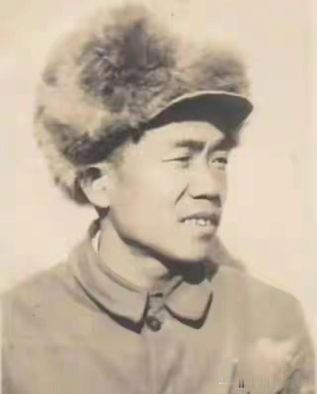 渡江战役前，聂凤智吃了碟青菜竟受到启发，成就“渡江侦察记”
1948年11月，全