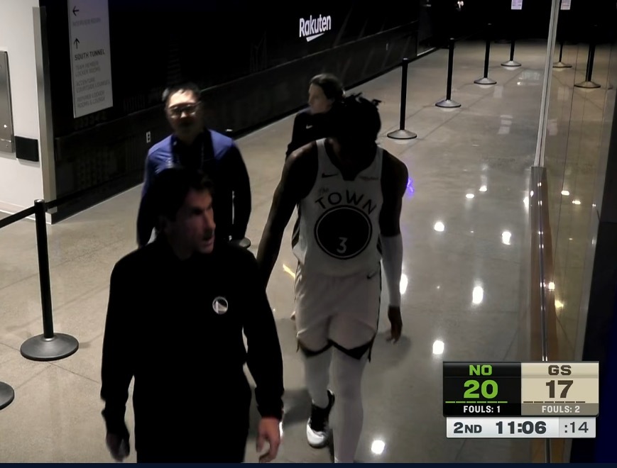 理查德返回更衣室勇士vs鹈鹕