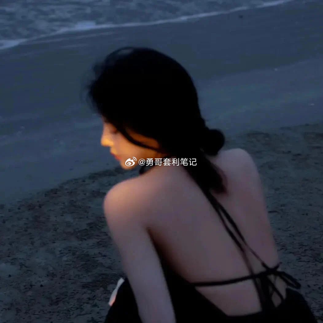 315晚会曝光增高骗局，增高机构用玄学疯狂敛财 各路商家宣称自己能给孩子的骨骼装