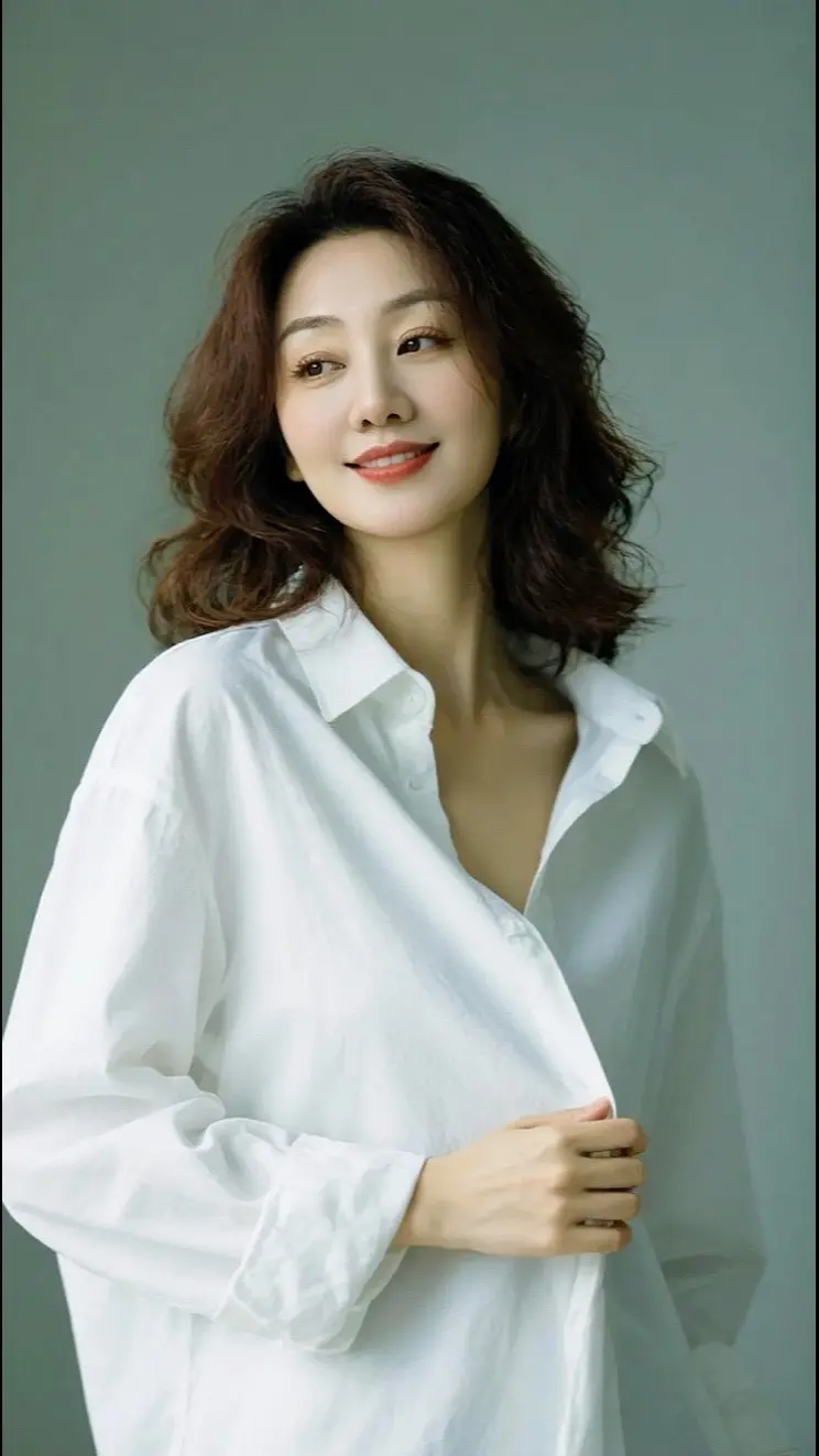 AI柔雾氛围感 ai创作 广告分成玩法达人伙伴计划