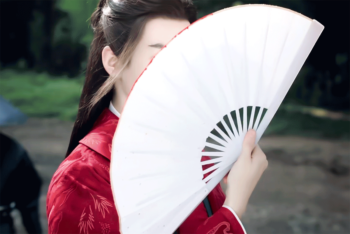 龚俊[超话] gj龚俊 gj龚俊温客行  “如果微风会说话，那你的耳边一定会围绕