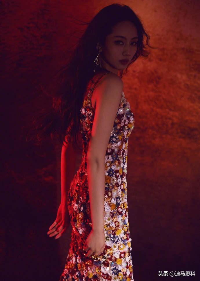 刘惜君，亦为尔红妆。 ​​​