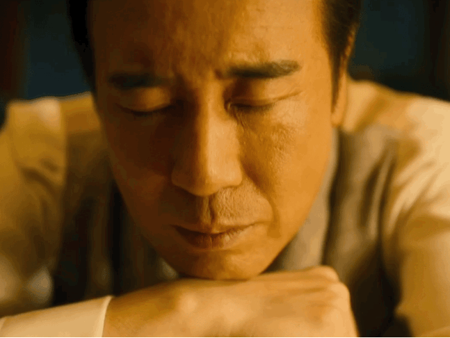 于和伟演技已进入心流乱世潜伏者田家泰，身背骂名、暗藏赤诚。于和伟用全程不松懈的肢