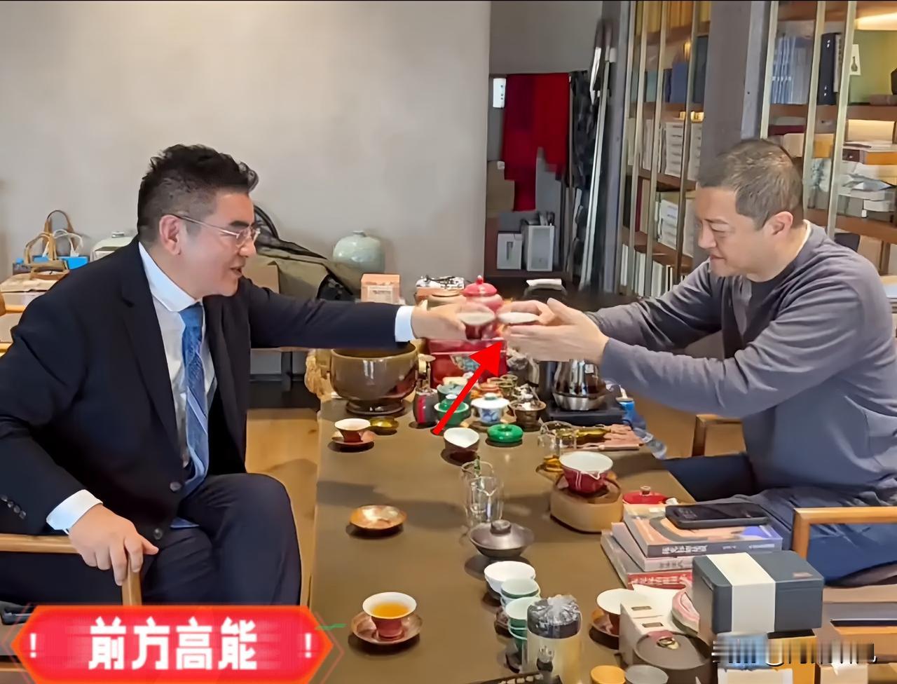 李亚鹏这嘴太会来事，
不得不服李亚鹏这张嘴，
是真能把话说进人心坎里。

他和陈