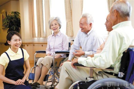 医院牵头，养老院发挥真正养老的优势
近日，一份网络调查显示，民营养老院呈现增长乏