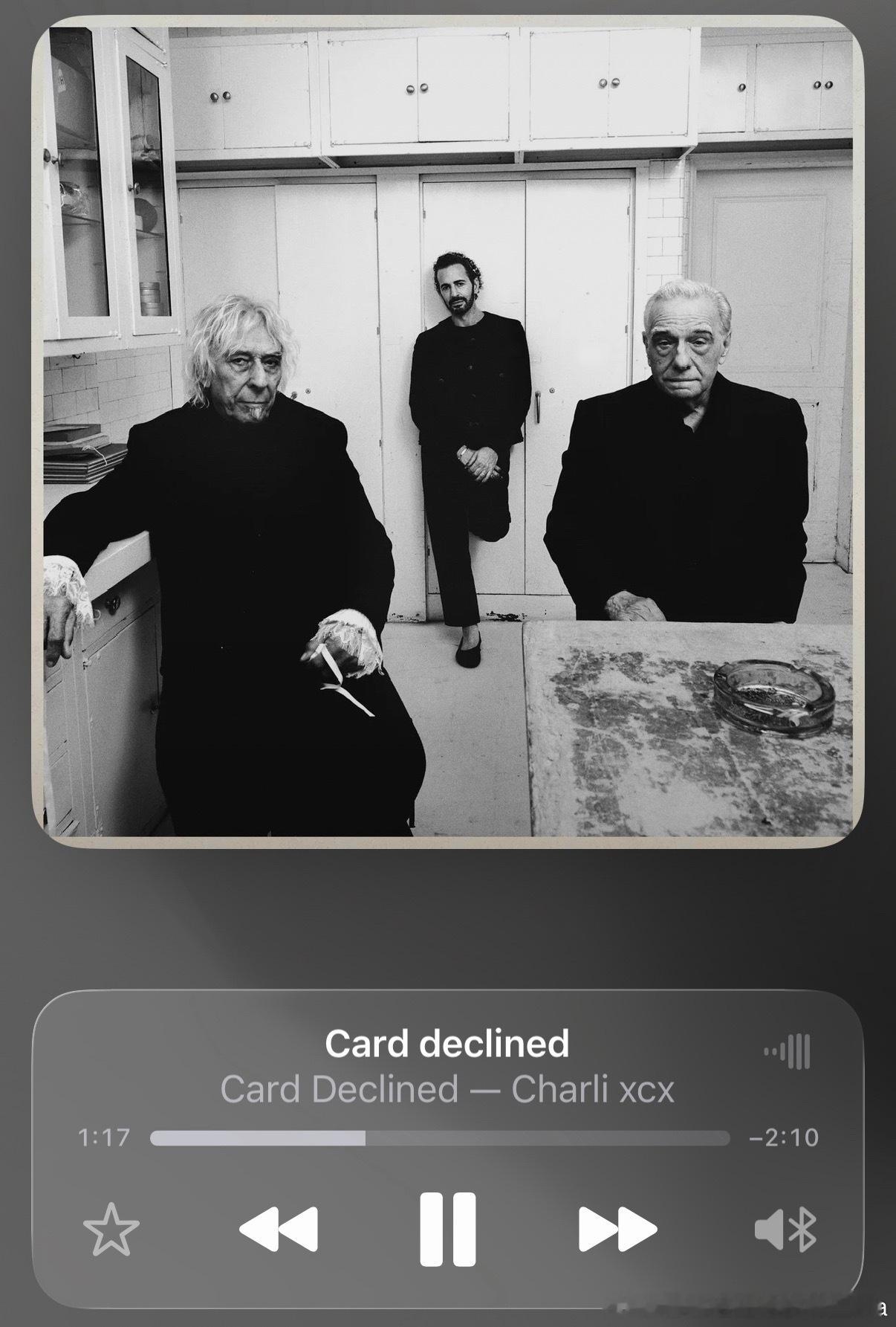 好喜欢Card Declined，这是不是她做过的电影感最强的一首 