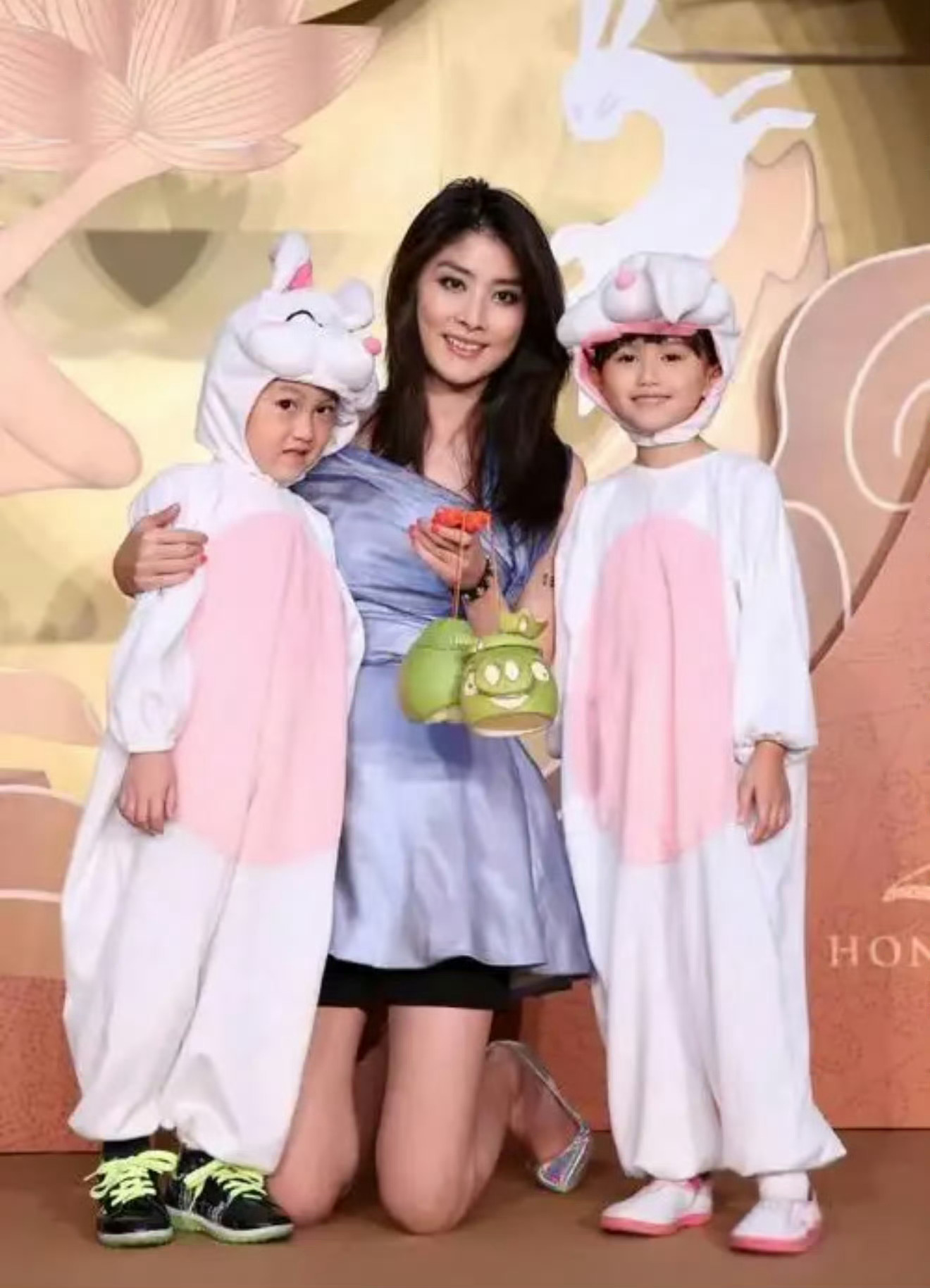 陈慧琳回应儿子恋情天后陈慧琳未来一定是一位善解人意的好婆婆，未来的儿媳少了婆媳矛