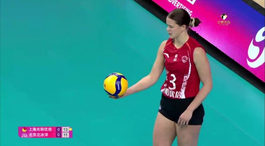 范赖克是上海队的，不是北京队的。