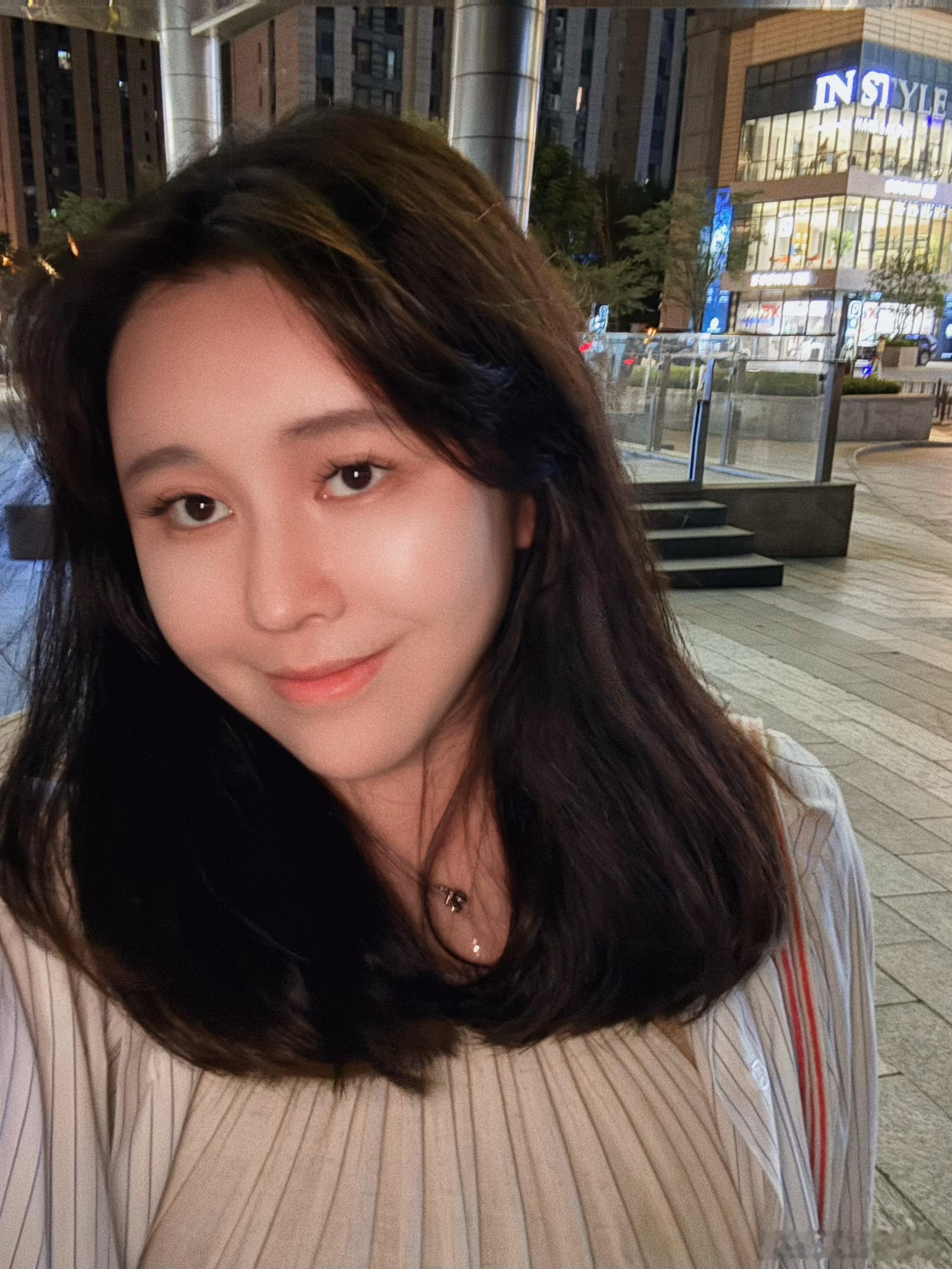 剪了个头发，我很满意👍 郑州·InStyle造型