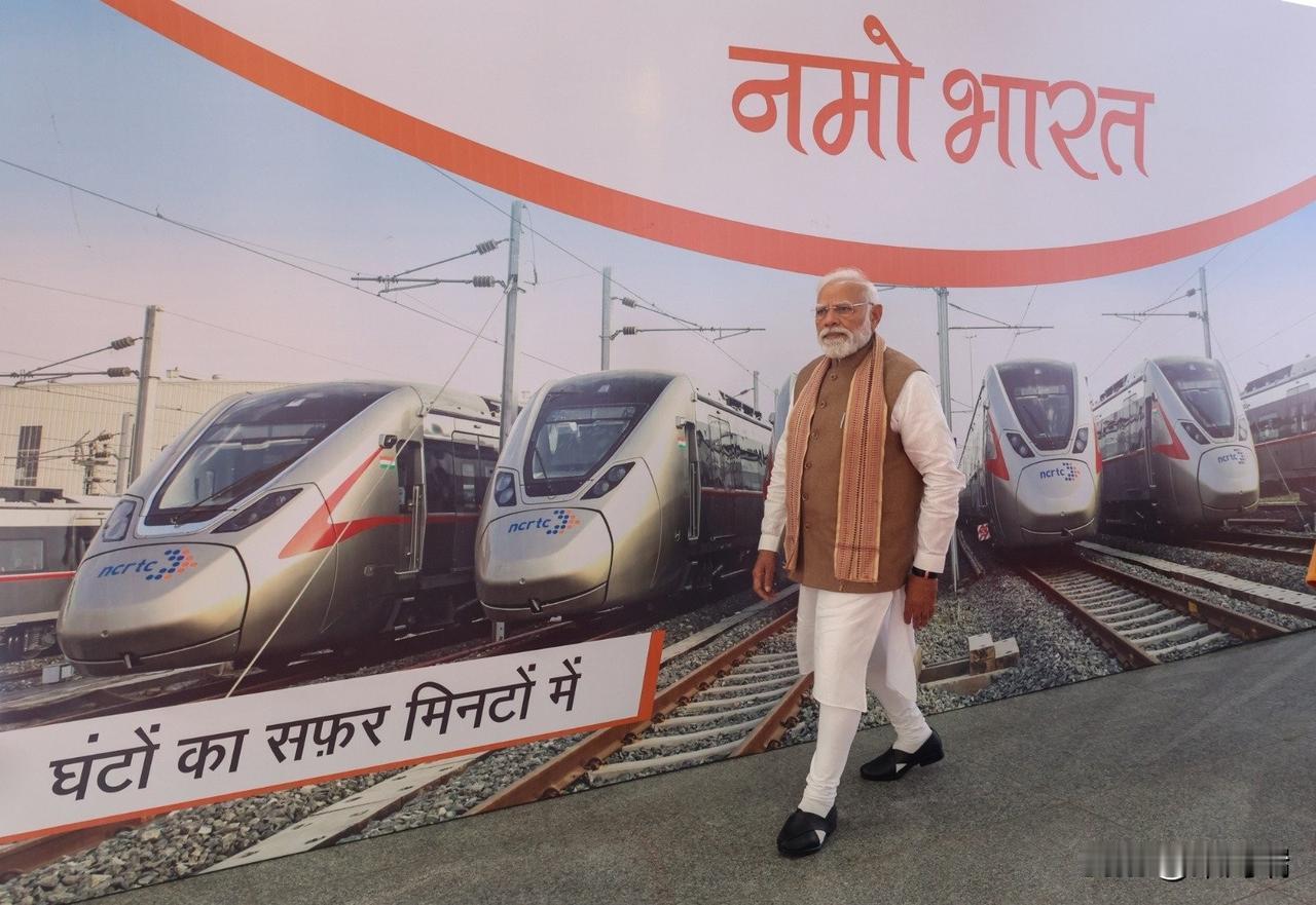 德里-梅鲁特（Delhi-Meerut）“新印度走廊”是指连接印度首都德里与北方