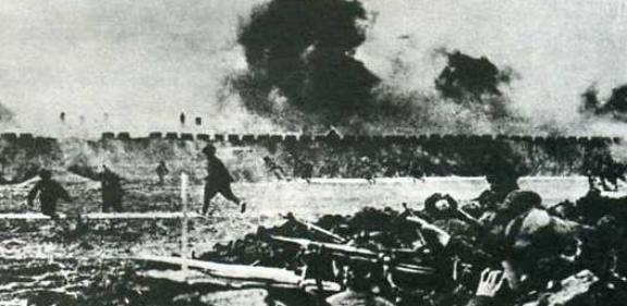 1948年10月27日，廖耀湘望着成群结队的溃兵，哀叹说：“十万精锐啊，就这样完