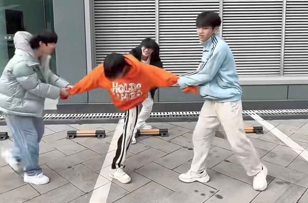 请给这张图配上一句文案 