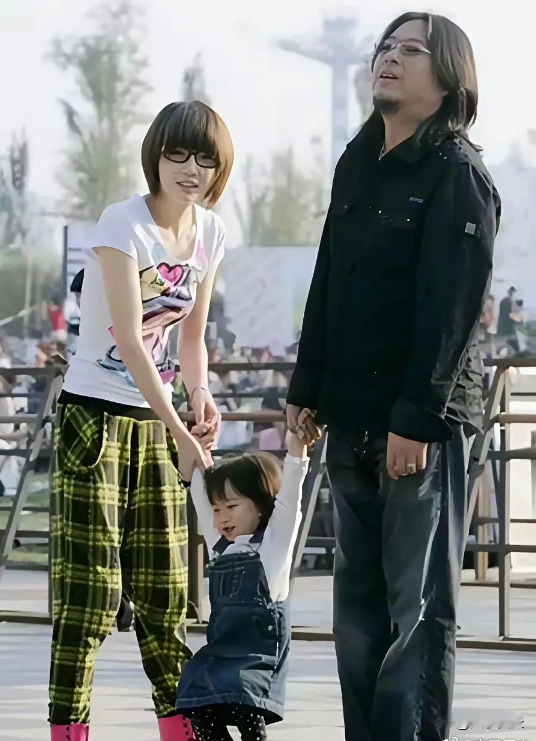 高晓松的前妻之一夕又米，生第一个娃的时候只有19岁，因为在选秀节目当中和高晓松相