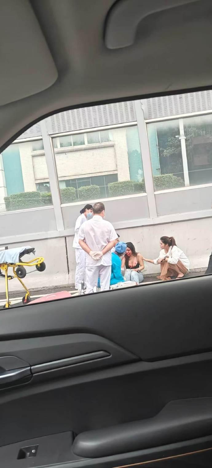 下次还敢骑电瓶车上高架吗？