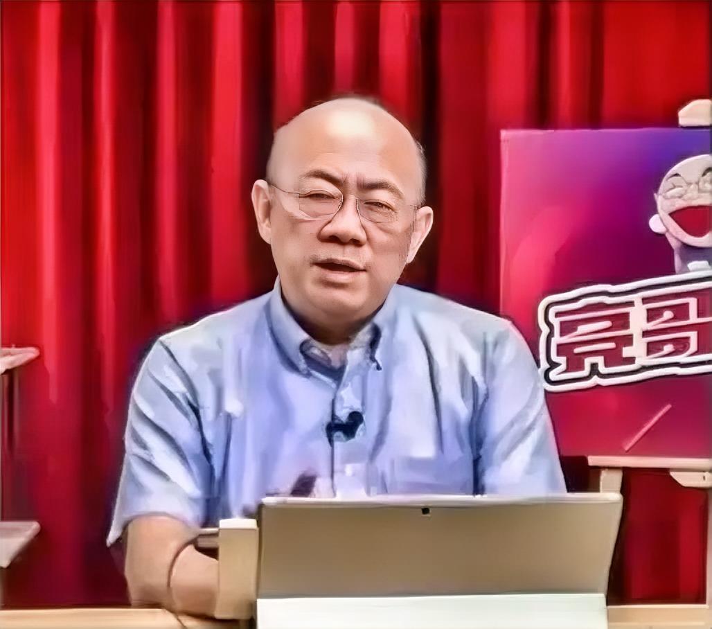 真的想不到，郭正亮不但在节目中向矢板明夫道歉，还一口一个“矢板明夫先生”！

诚