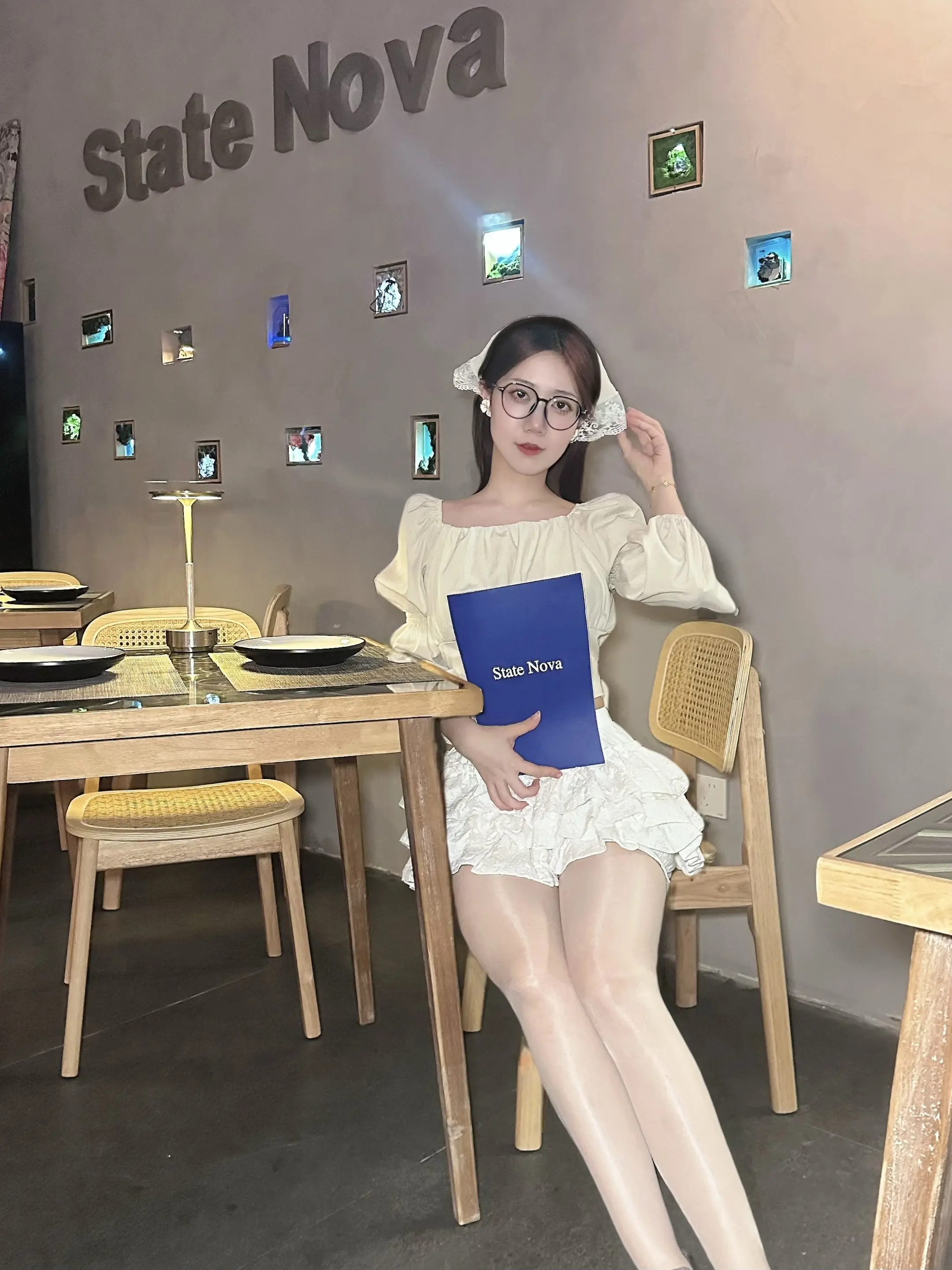主理人漂亮饭        喜欢可以是美式/拿铁/冰淇淋/威士忌🥃的...