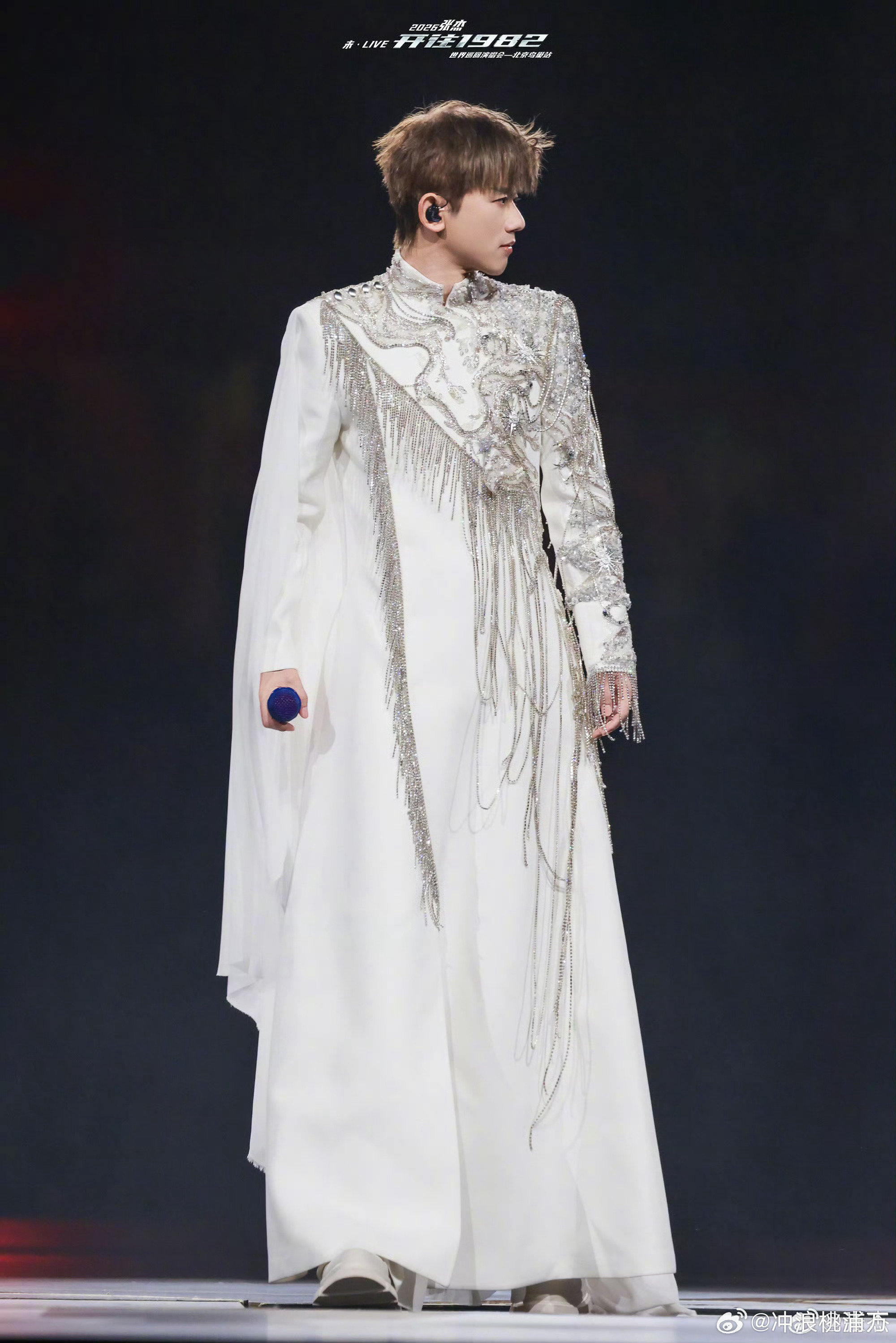 张杰少年中国说给到夯 当梁启超的百年经典遇上张杰的高亢嗓音，那种穿越时空的震撼感