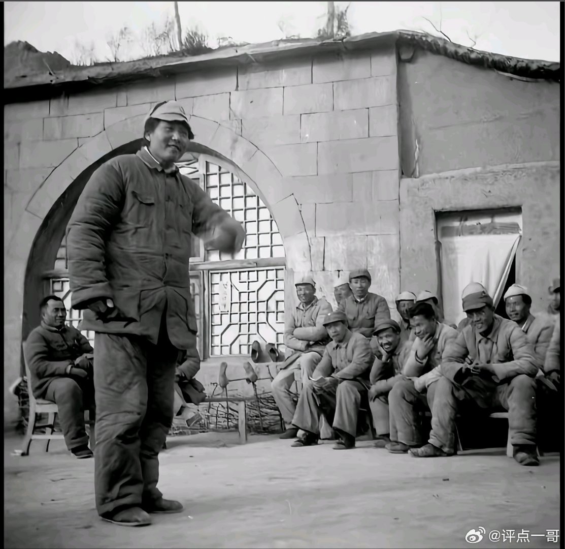 教员在讲故事，我们在讲他老人家的故事 