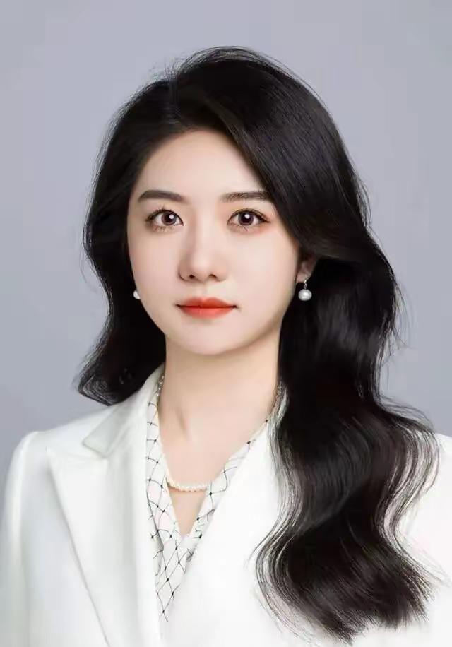 天妒英才！31岁律师李禹墨离世，律所透露死因是突发疾病。

9月2日，多家媒体传