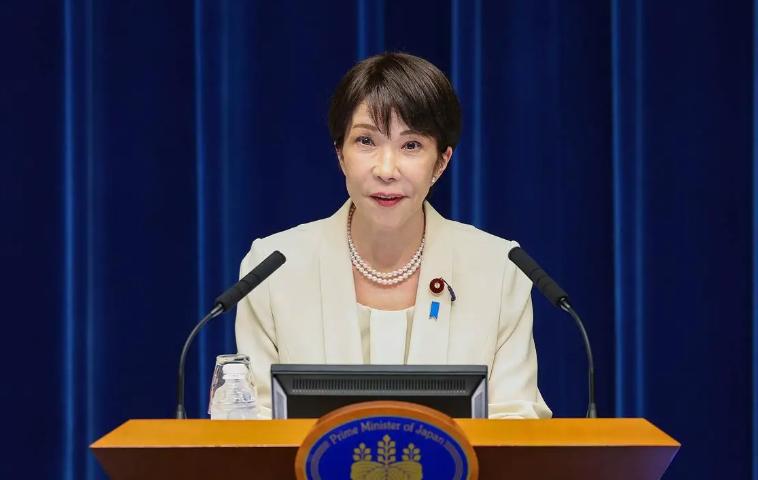 高市早苗这回真把账算疼了！

对华强硬一路加码，结果先扎到自家经济的大动脉。中国