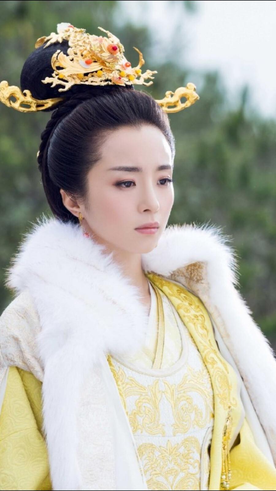 古代最执着坚守一夫一妻的皇后独孤伽罗勒强令重臣休妾
 
很多人简单把独孤伽罗贴上