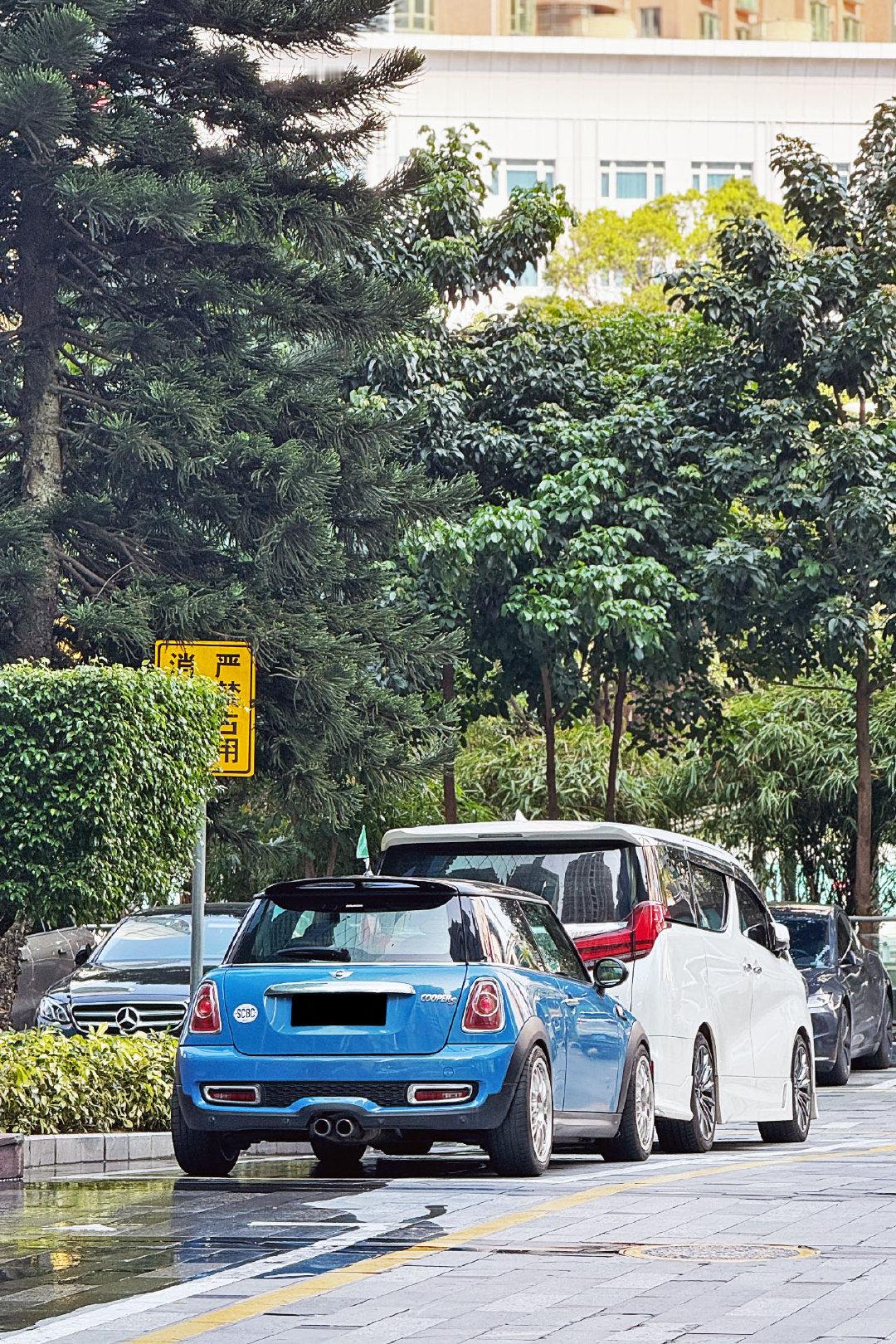 MiniCooperS R56 深圳街拍 深圳·香港新发烧腊茶餐厅·宴会厅(书城