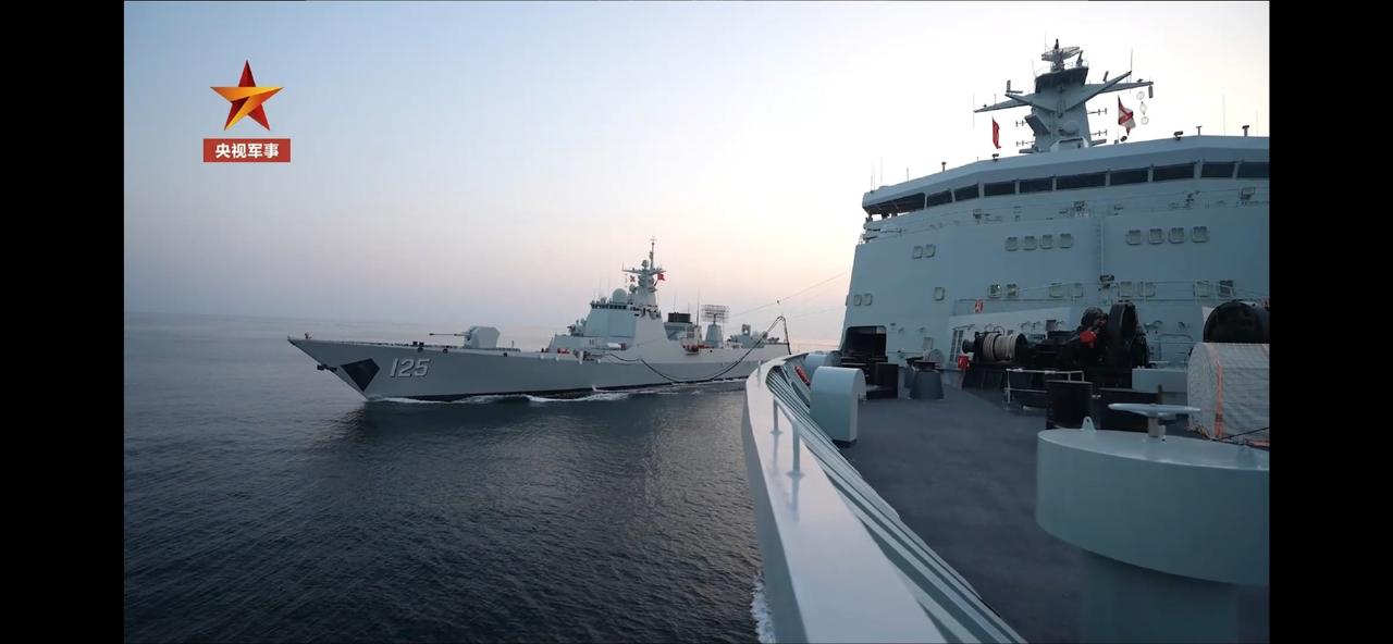 052D型27号舰“沧州”舰官宣出镜，5月末服役现在就出来亮相了
“沧州”舰舷号
