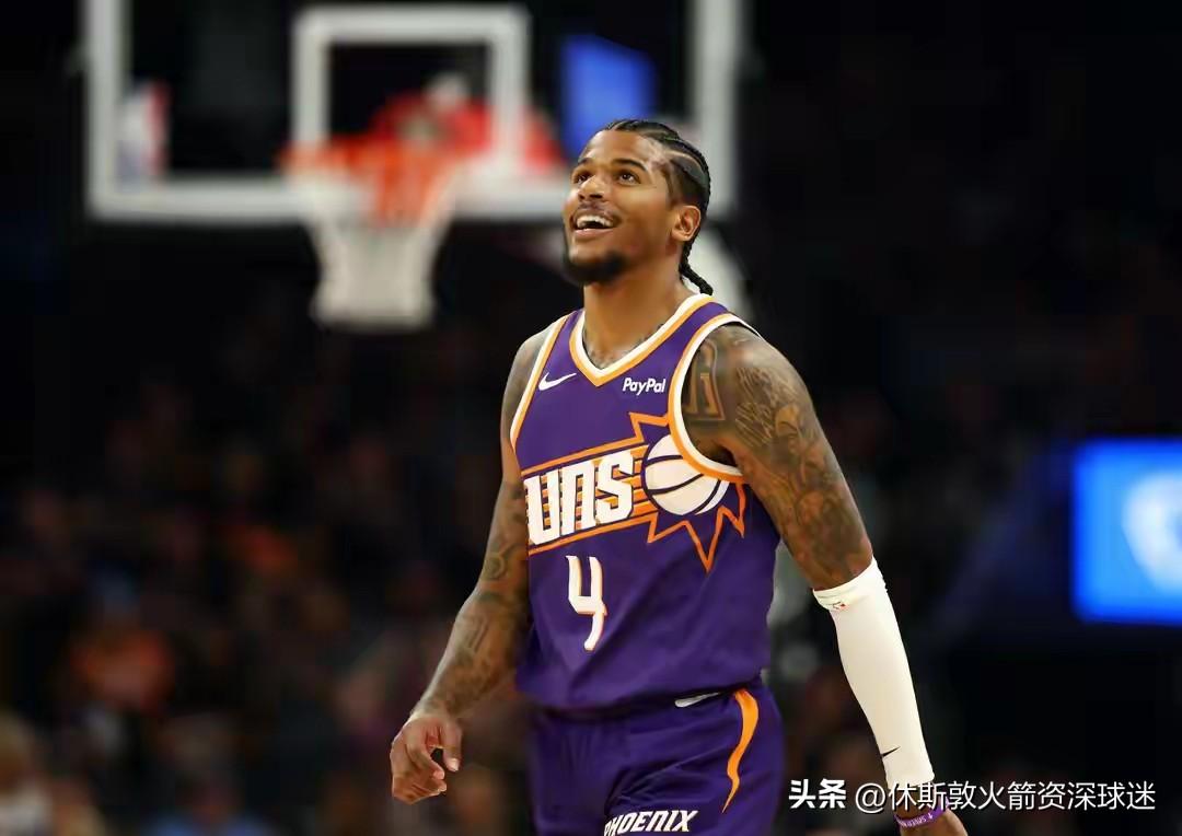 现在看火箭当初七子，我依旧认为杰伦格林是最强的。阿门汤普森别看长的强壮，身体素质