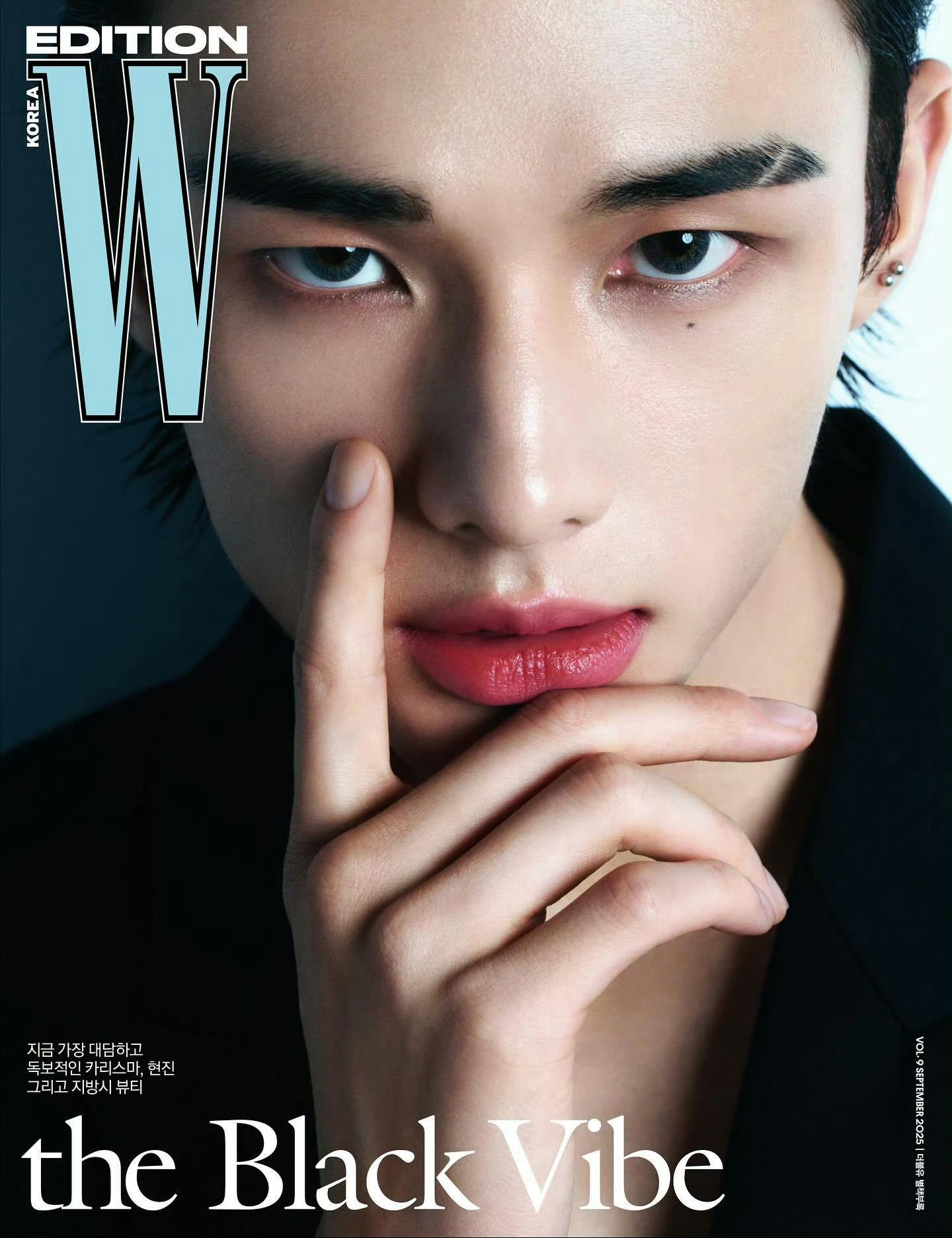 黄铉辰 × W Korea Edition Book Vol.9纪梵希美妆代言人