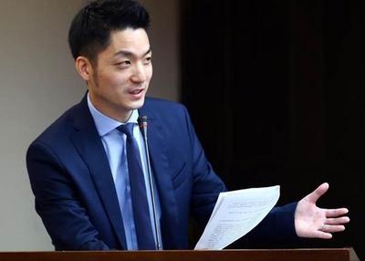 4月23日，面对记者抛出的独立问题，蒋万安说:如果独立能让台湾经济更好，台湾更安