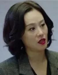  吴大娘的扮演者邬君梅，1966年2月5日出生于中国上海，华语影视女演员、制片人